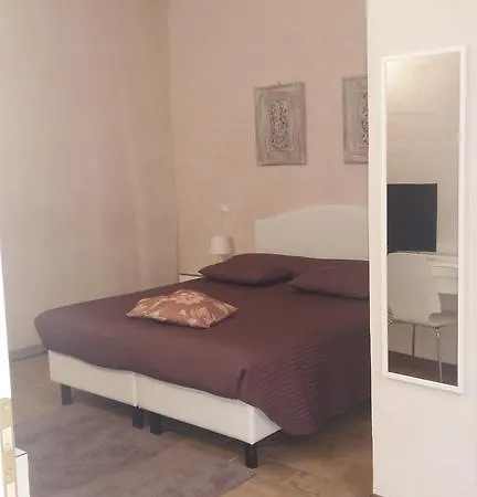 Appartamenti Ravenna לינה וארוחת בוקר ראבנה