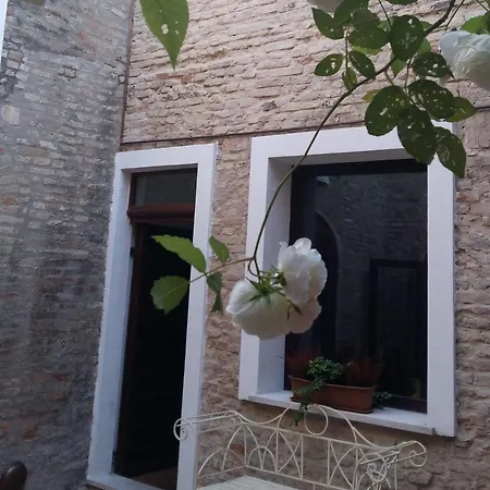 Appartamenti Ravenna לינה וארוחת בוקר